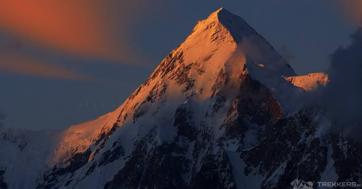 A Guide to the Mysterious Momhil Sar Peak