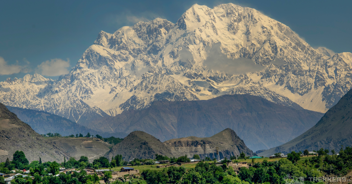 Tirich Mir: A Travel Guide to the King of Hindu Kush