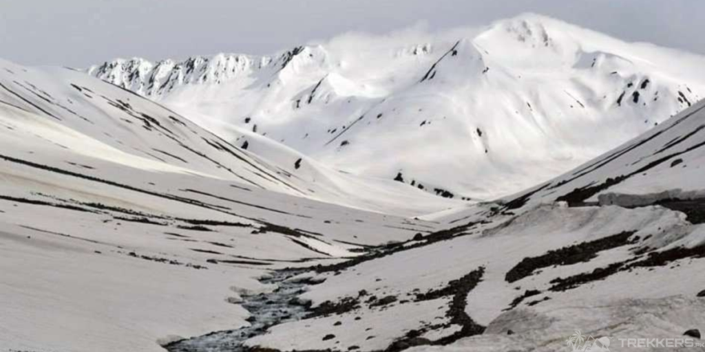 snow-covered-burzil-pass